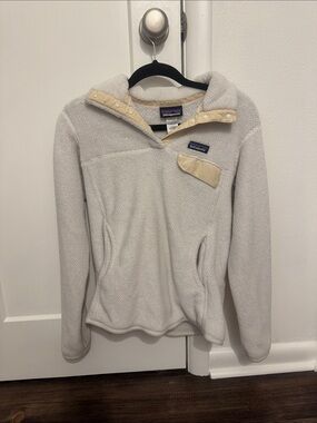 Patagonia Cream Fleece Pullover with Snap Collar